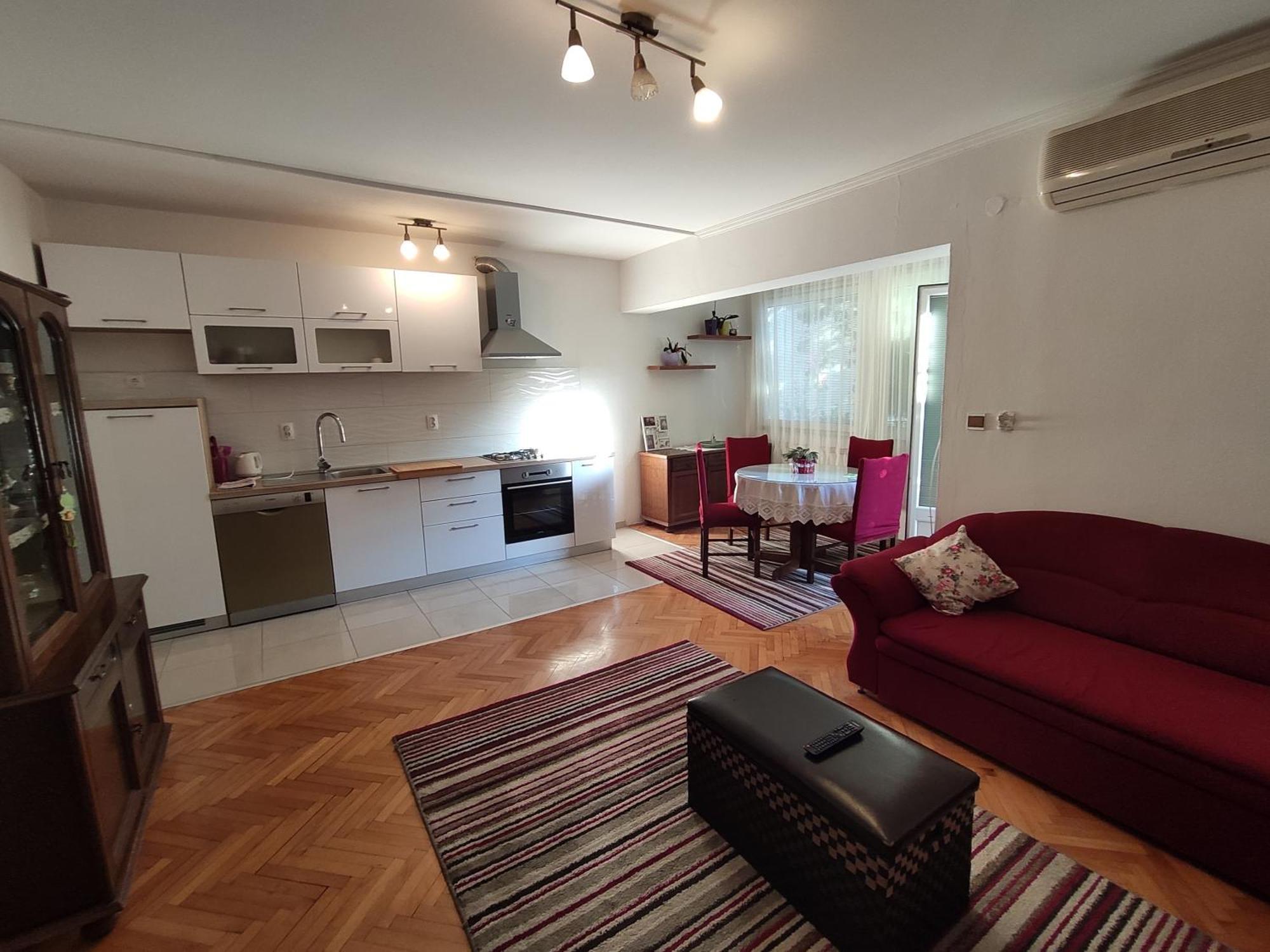 Apartments Jadranka Макарска Экстерьер фото